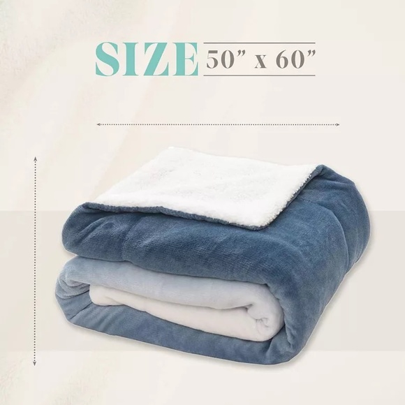 NWT Elegant Comfort Ombre Blue White Printed Velvet Touch Sherpa Throw 50"x 60" - Picture 3 of 5